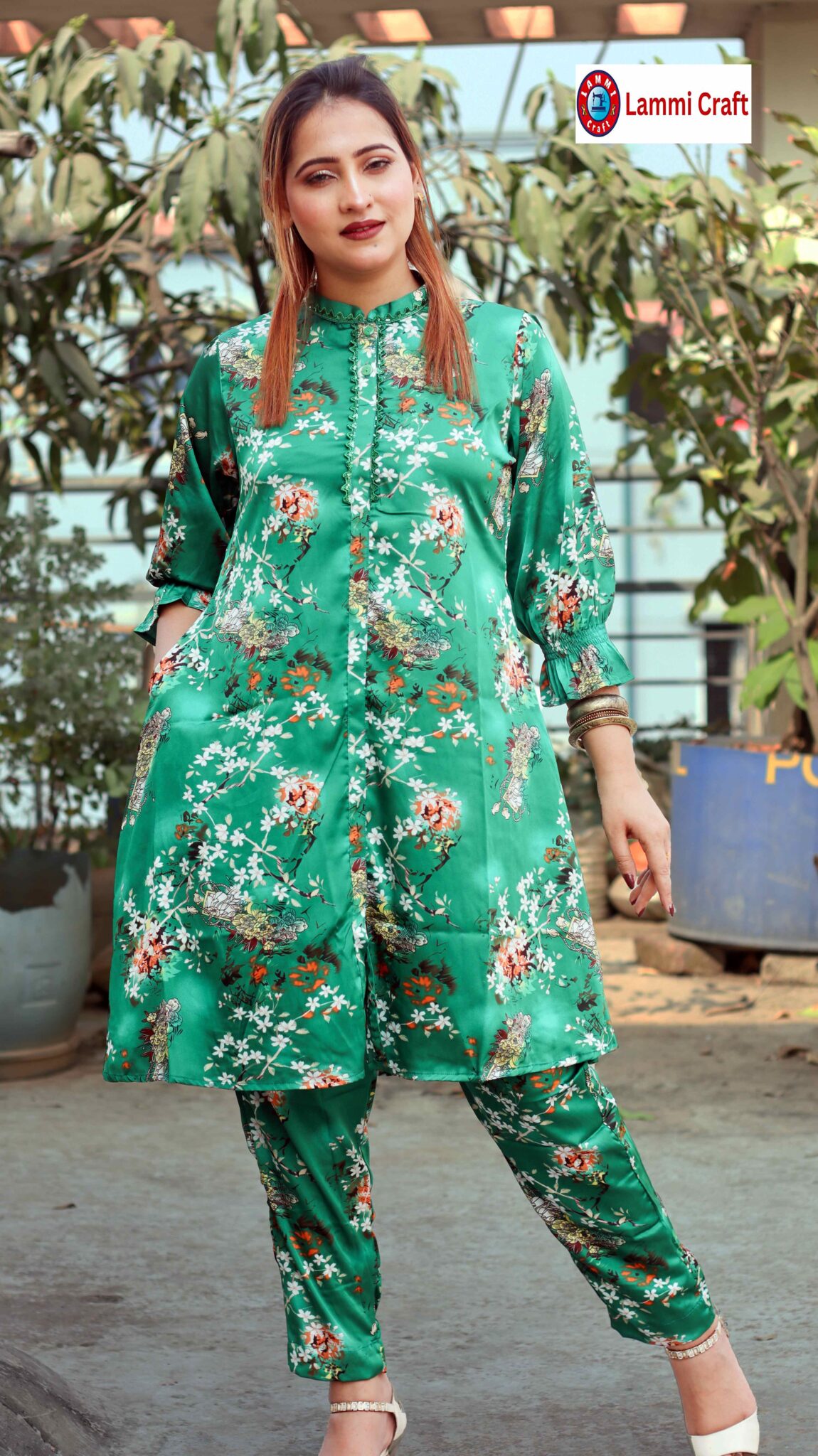 IMG_1048-1150x2048 Lammi Craft Royal silk for women - Image 1
